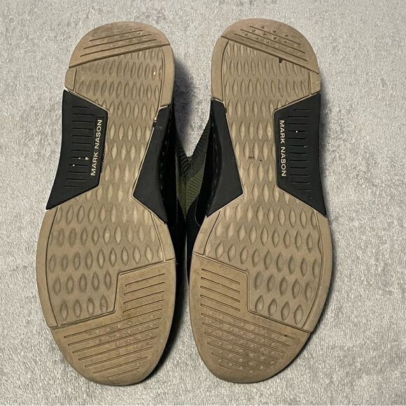 MARK Nason modern jogger sneakers size 7.5 green and black EUC - Picture 5 of 9